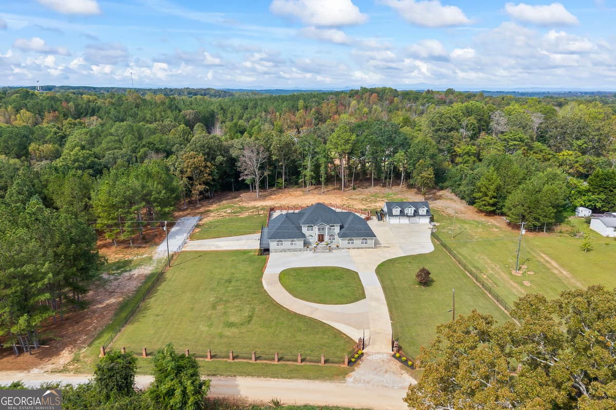 22 Anderson Thomas Road, Martin GA 30557