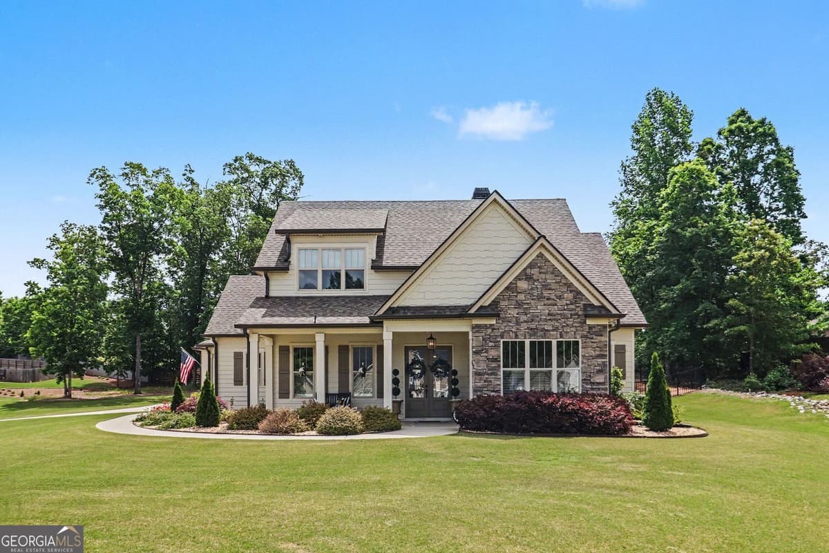 NORTHSHORE AT LAKE REDWINE · 13 Anchor Court, Newnan GA 30263