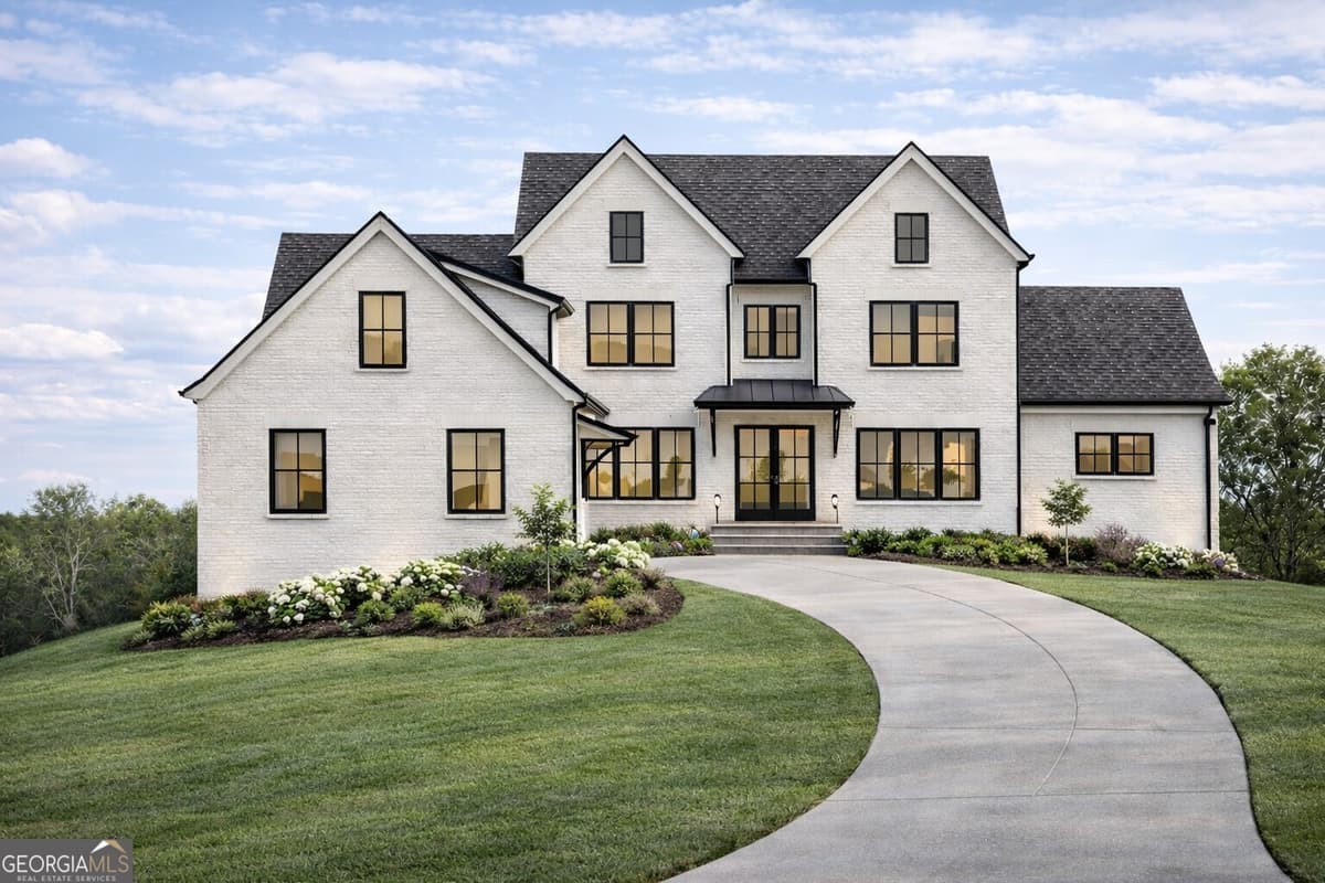 4180 Ashwoody Trail, Brookhaven GA 30319