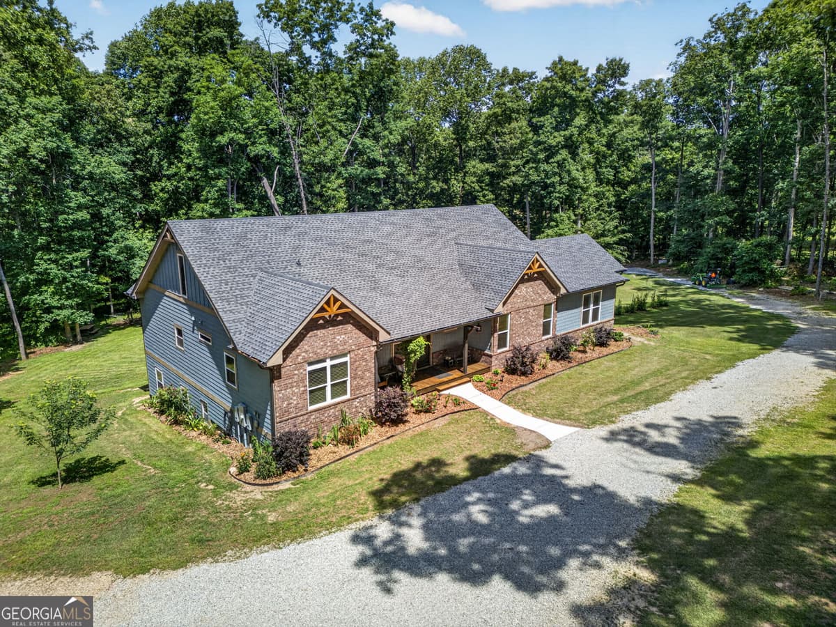 129 Lazy Oak Trail, Commerce GA 30530
