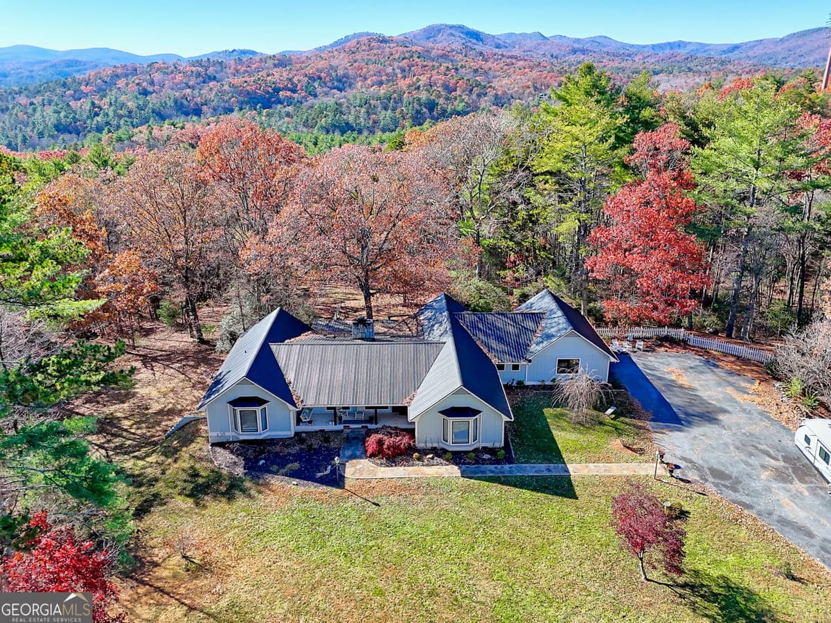 428 Orchard View Lane, Lakemont GA 30552