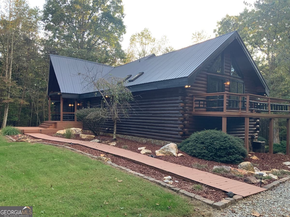 11 FOXFIRE Road, Blairsville GA 30512
