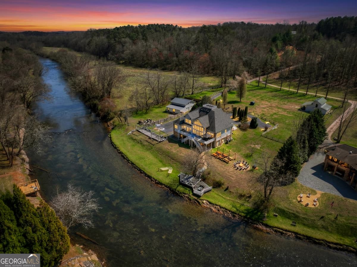 291 Kyle Arp Road, Blue Ridge GA 30513