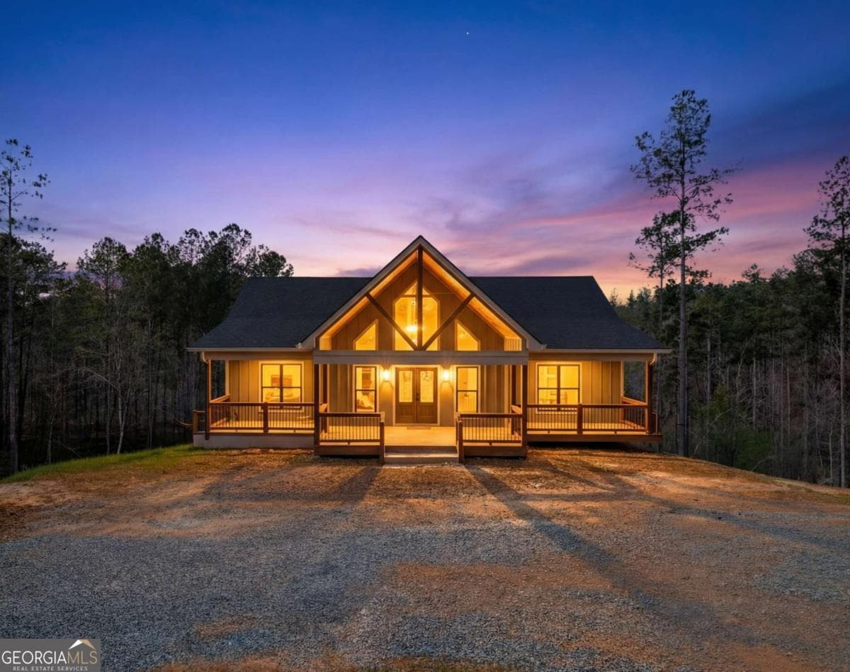 Creekside Crossing · 2956 Blalock Mountain Road, Talking Rock GA 30175