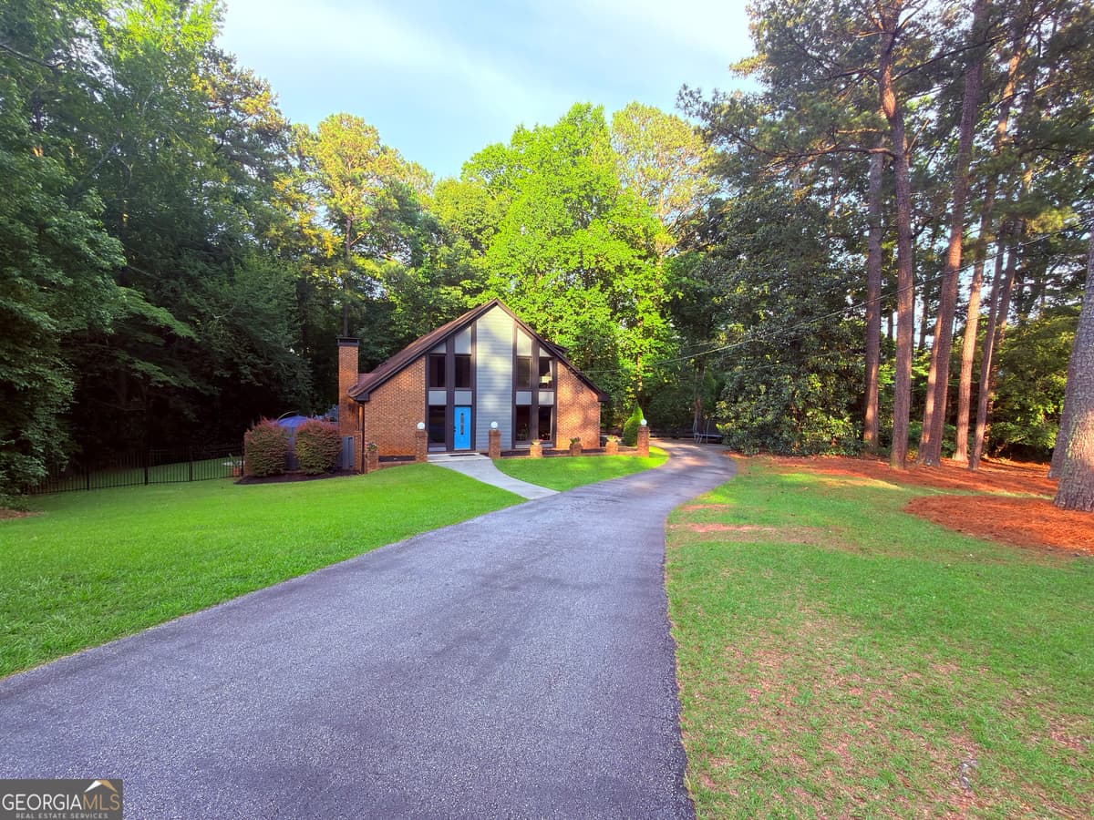 Four Seasons · 1605 Saint Tropez Way, Atlanta GA 30350
