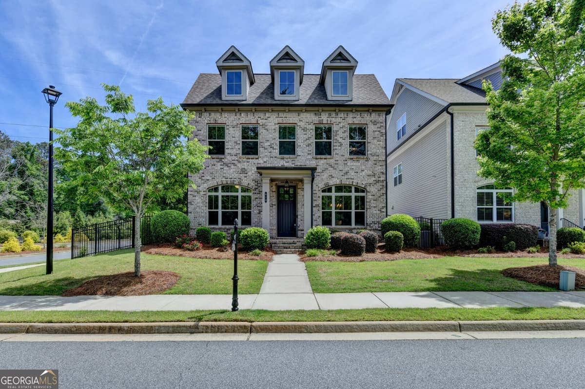 Central Park at Deerfield · 610 Central Park Overlook, Alpharetta GA 30004