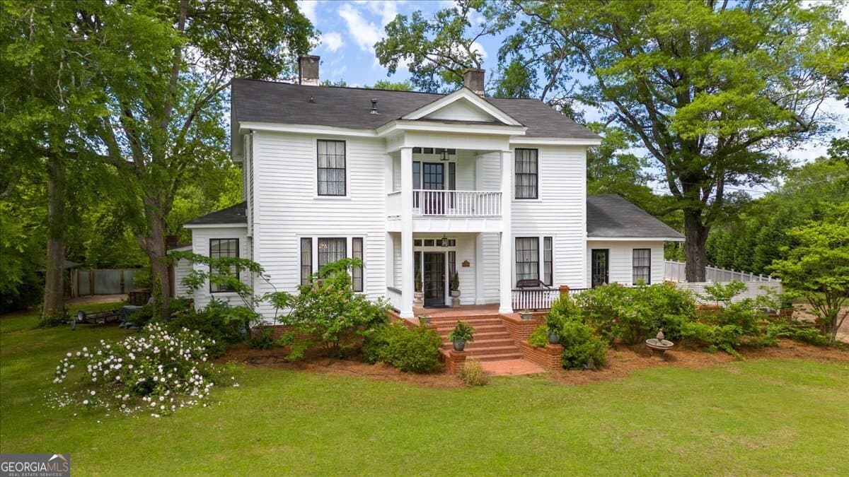 102 W Mimosa Drive, Jonesboro GA 30236