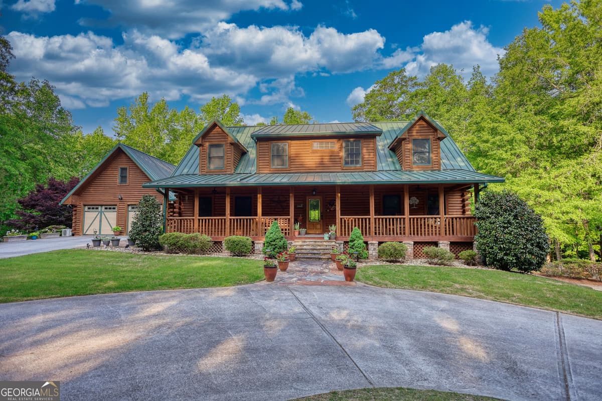 393 Edwards Road, Oxford GA 30054