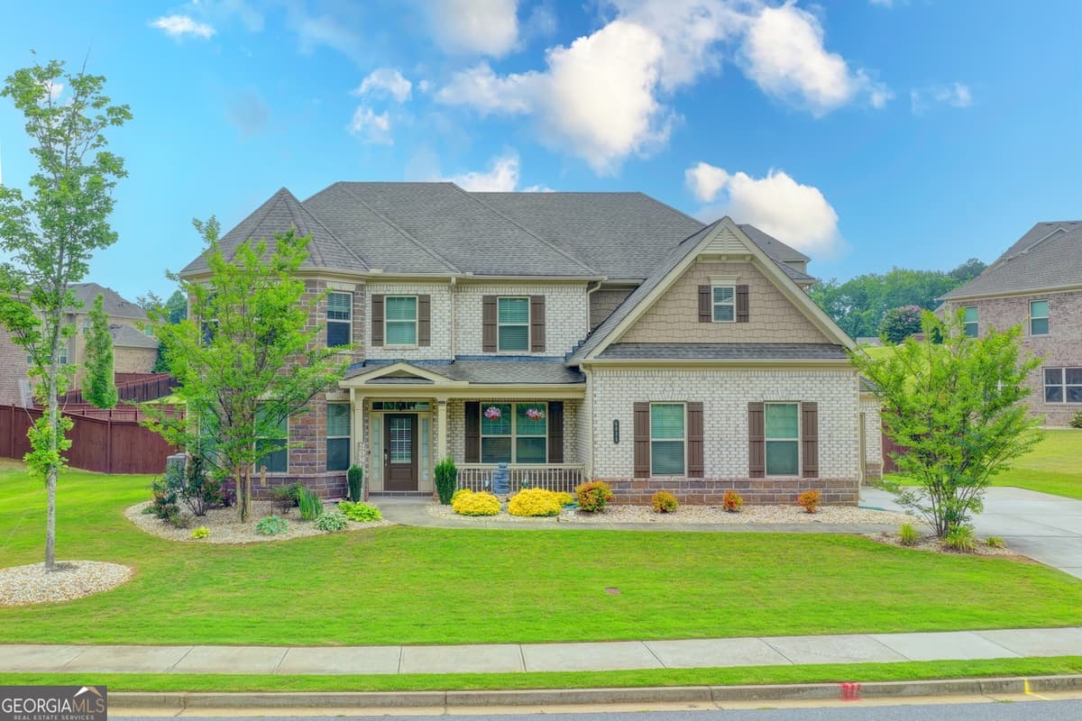 CHATSWORTH MANOR · 6035 Ashborough Park, Cumming GA 30040