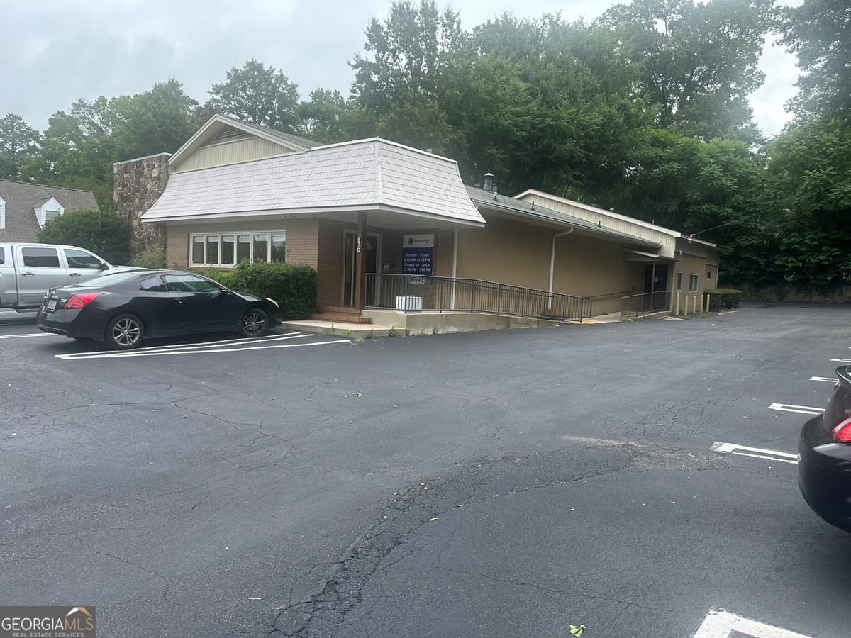 670 S 8th Street, Griffin GA 30224