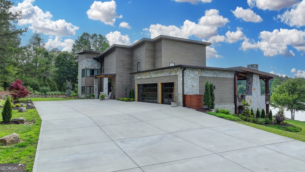 120 Mount Moriah Road, Auburn GA 30011