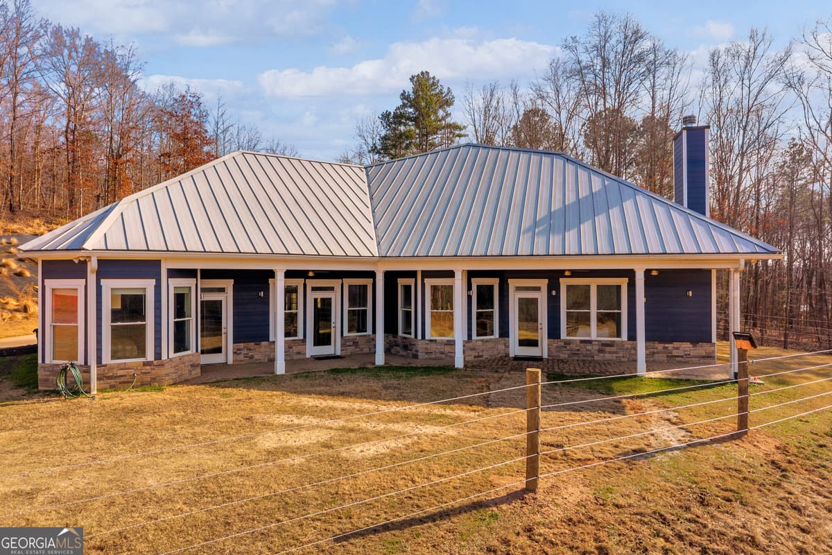 249 Hunters Creek Trail, Toccoa GA 30577