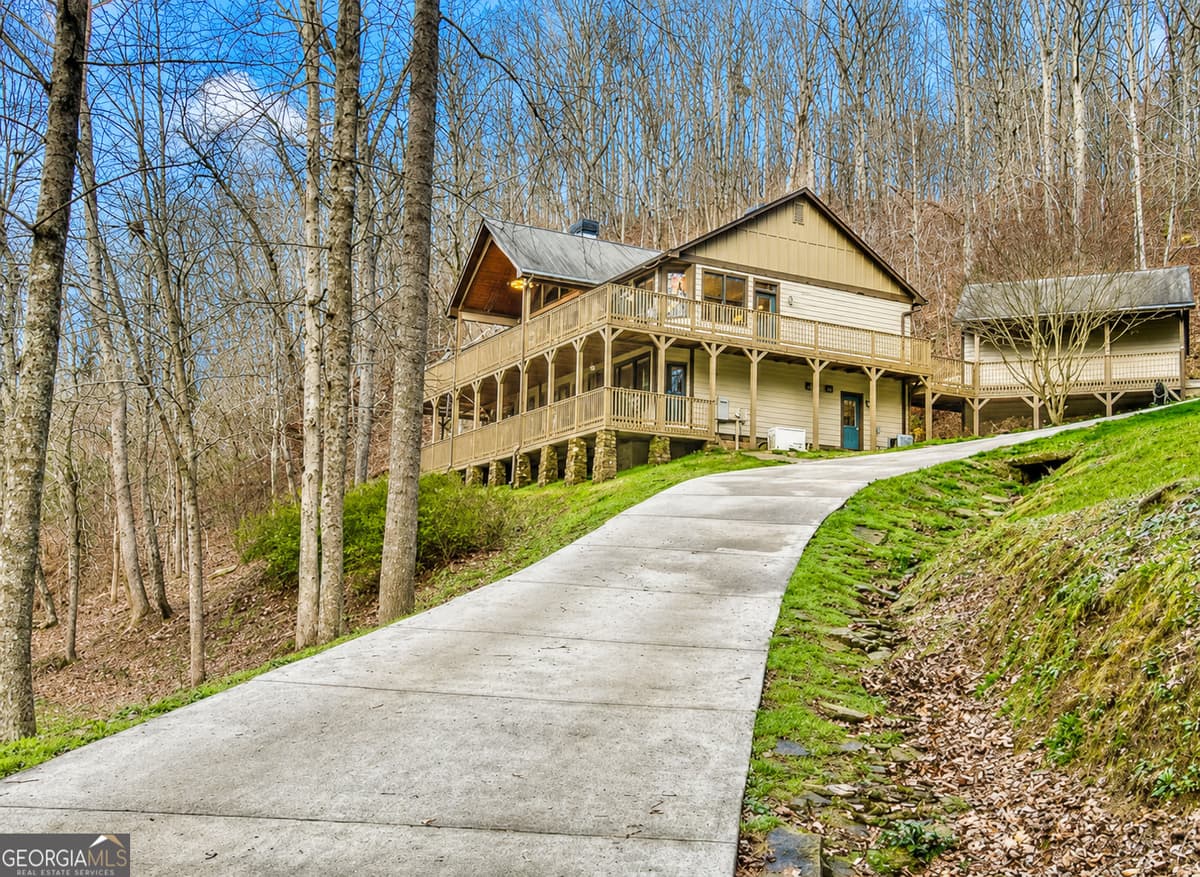 1117 Rambling Road, Fairmount GA 30139
