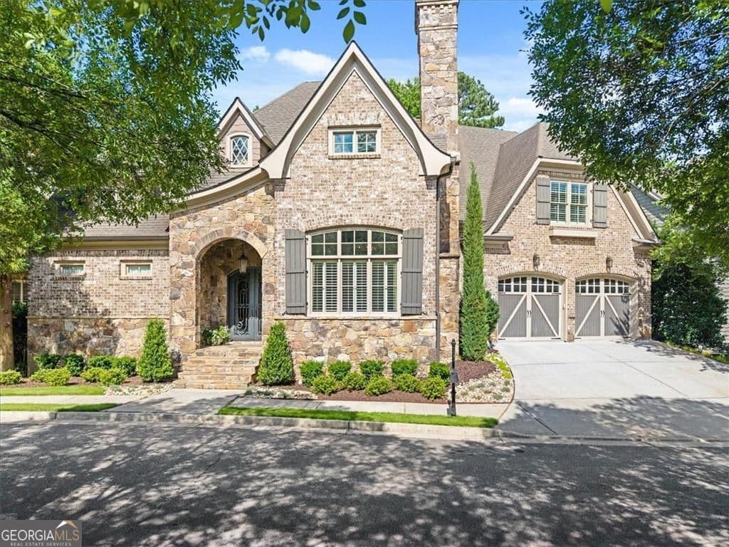 WATERCREST COMMONS · 2225 Watercrest Commons Circle, Marietta GA 30062
