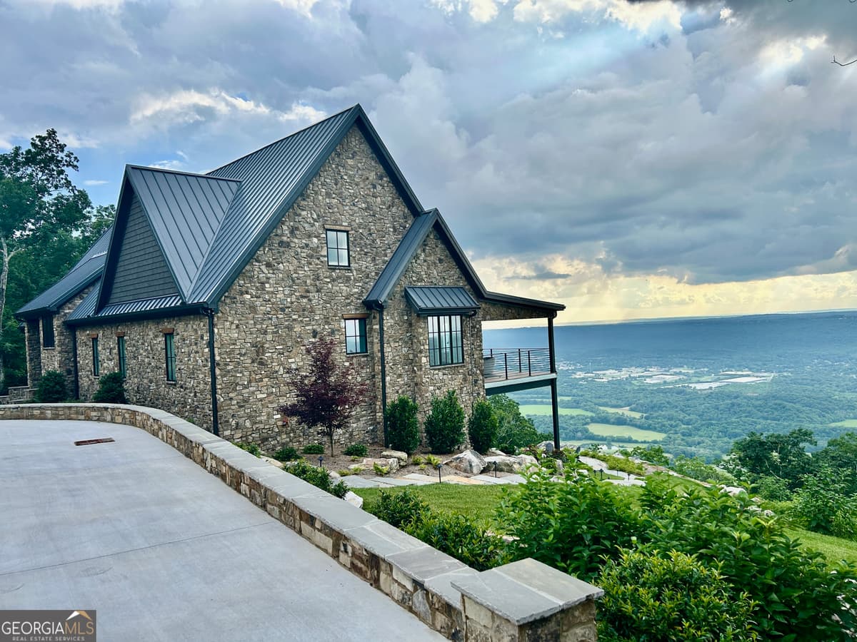 6565 Scenic Highway, Rising Fawn GA 30738