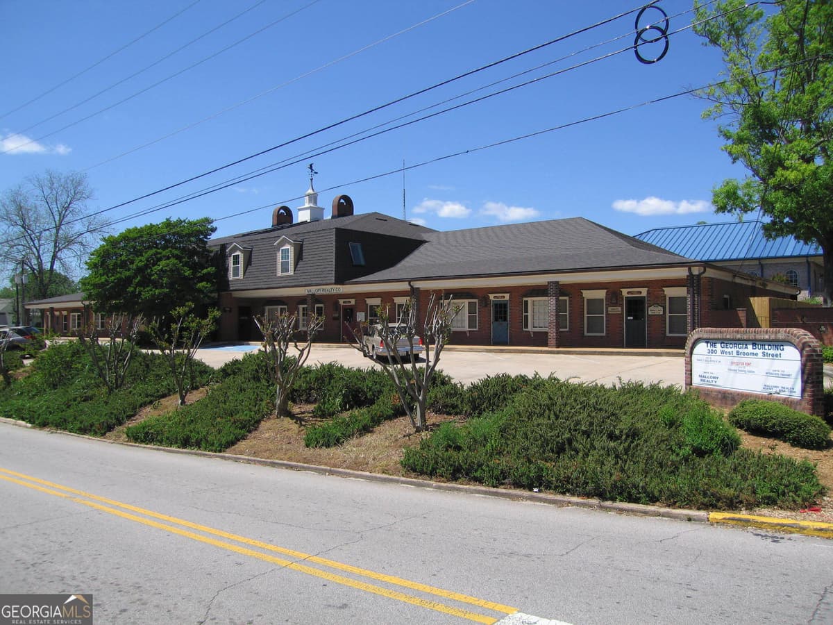 300 W Broome Street, Lagrange GA 30240