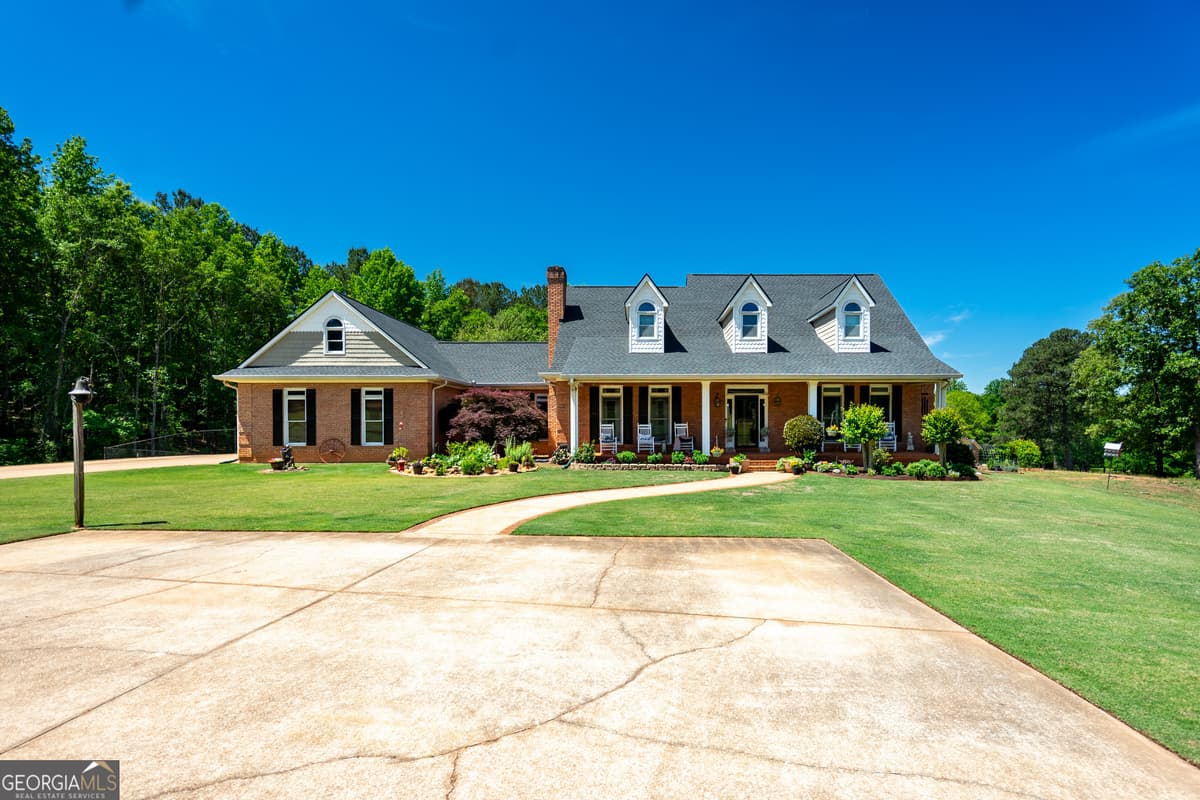 529 Floyd Road, Pine Mountain GA 31822
