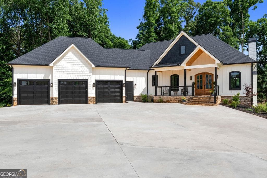 183 Lake Pointe Road, Hartwell GA 30643