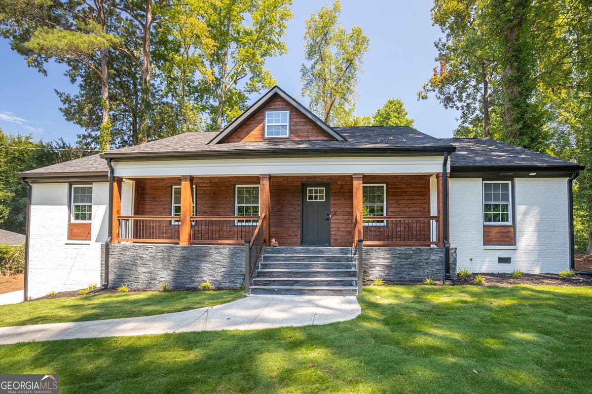 Glenridge Forest · 610 Glenforest Road, Sandy Springs GA 30328