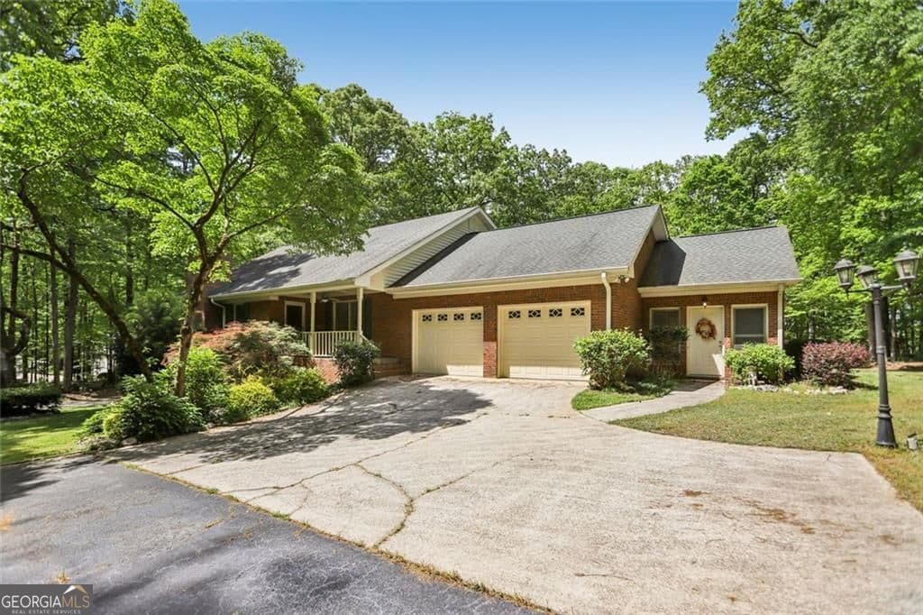 13597 Woolsey Road, Hampton GA 30228