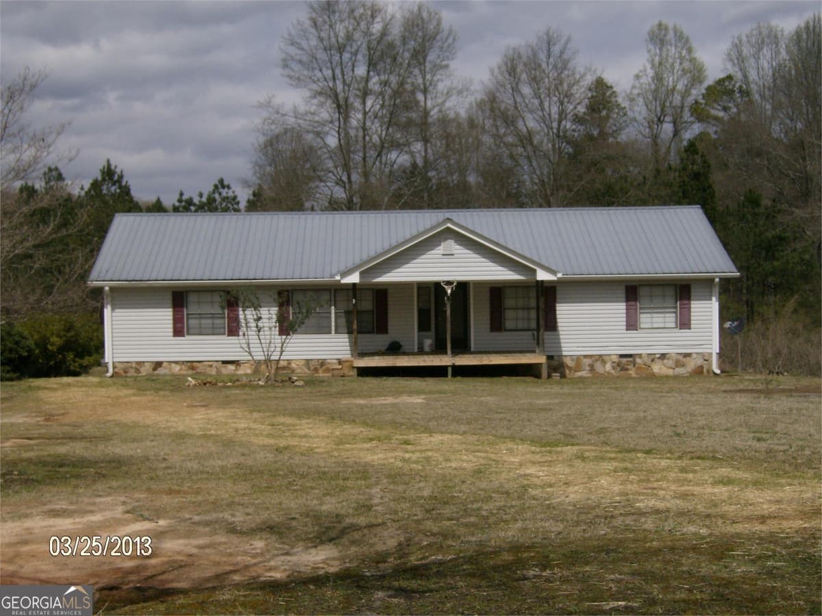 3590 Grady Smith Road, Loganville GA 30052