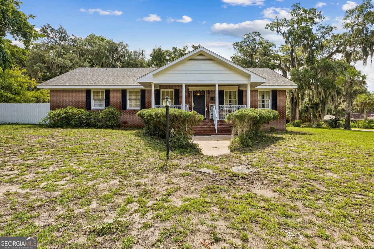 Downtown · 300 Dilworth Street, St. Marys GA 31558