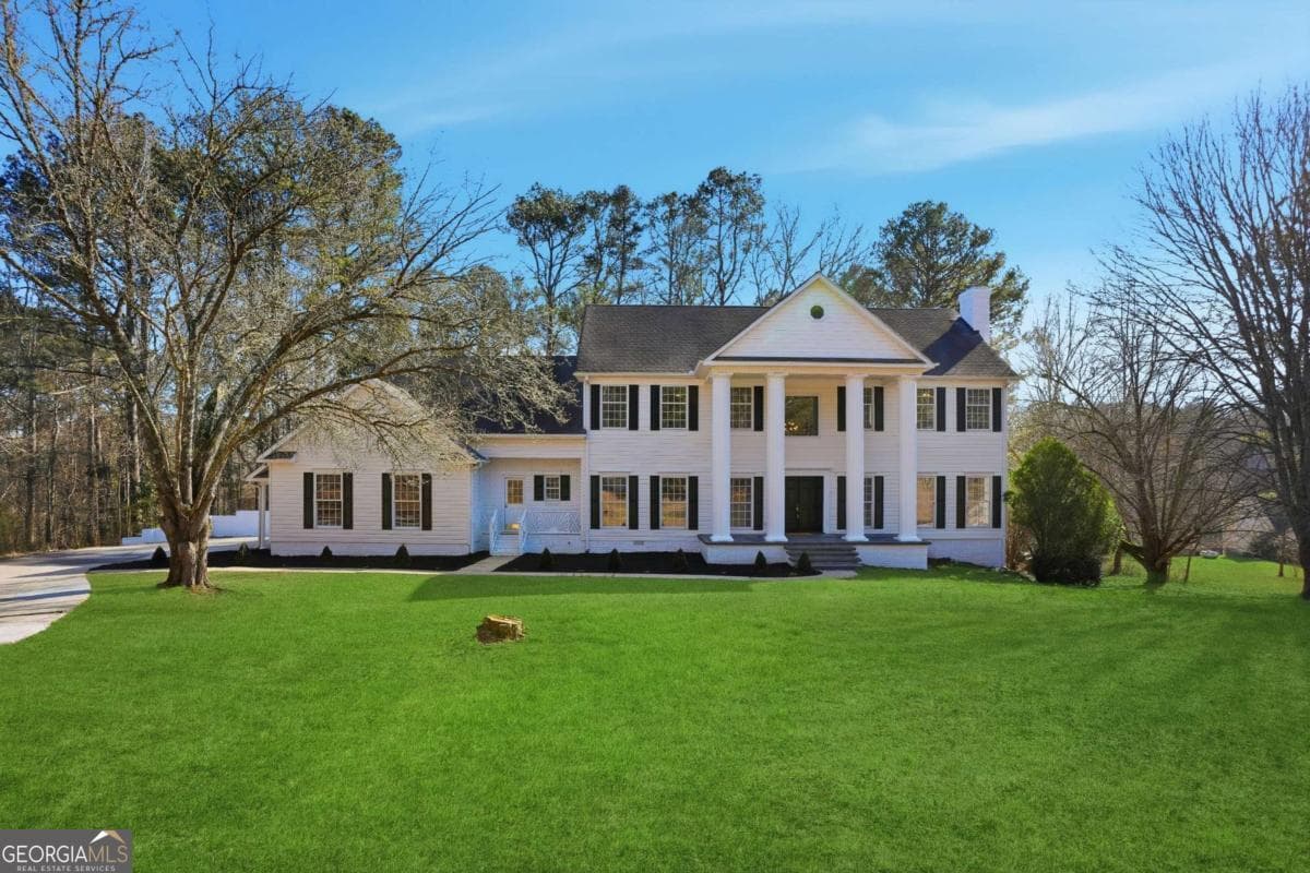 WILLOW POND · 266 Ebenezer Church Road, Fayetteville GA 30215