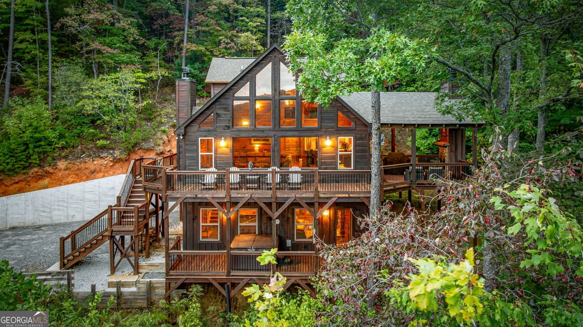 Big Sky · 300 Cloudland, Epworth GA 30541