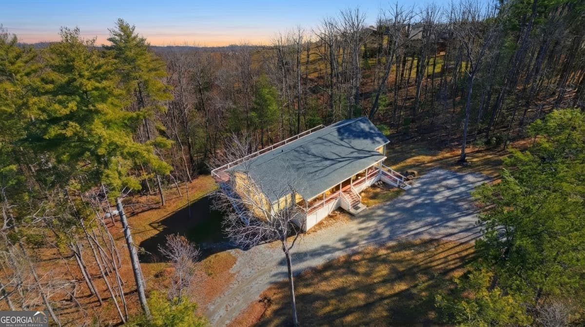 761 E Wolf Creek Road, Tiger GA 30576