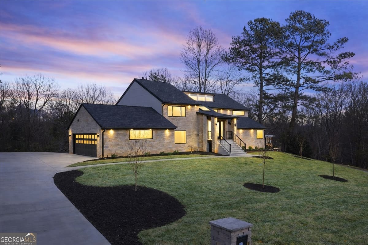 High Point · 250 Bruton Way, Sandy Springs GA 30342