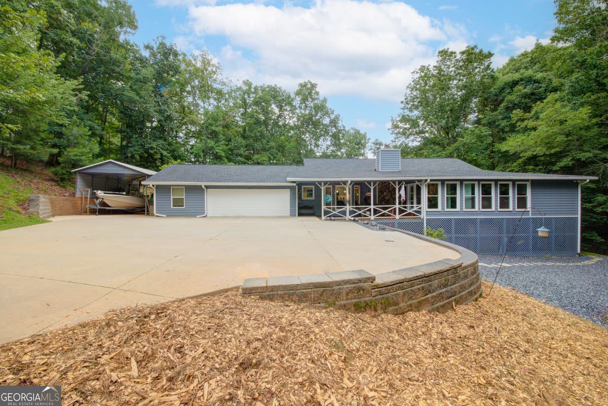 7480 Shadburn Ferry Road, Cumming GA 30041