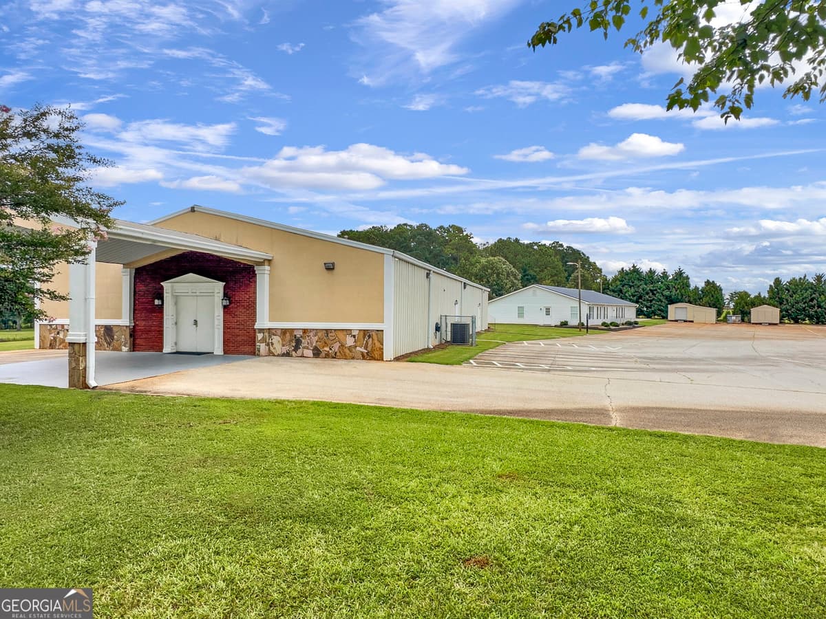 99 Ellis Trail, Covington GA 30016