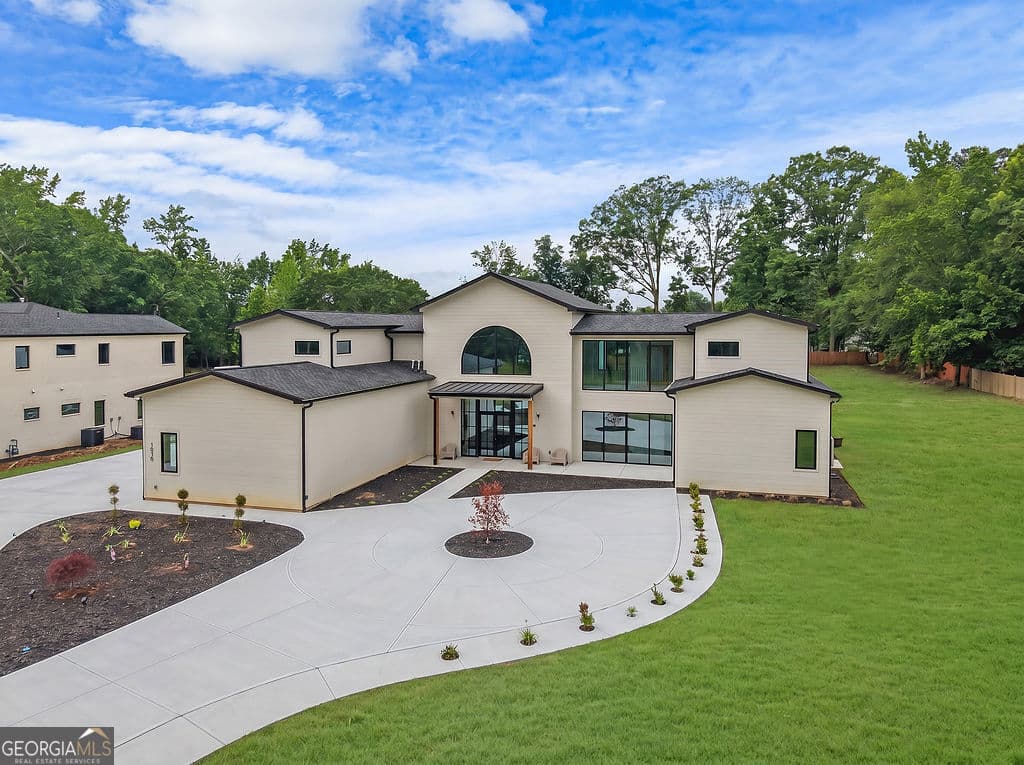 1530 W Sandtown Road SW, Marietta GA 30064