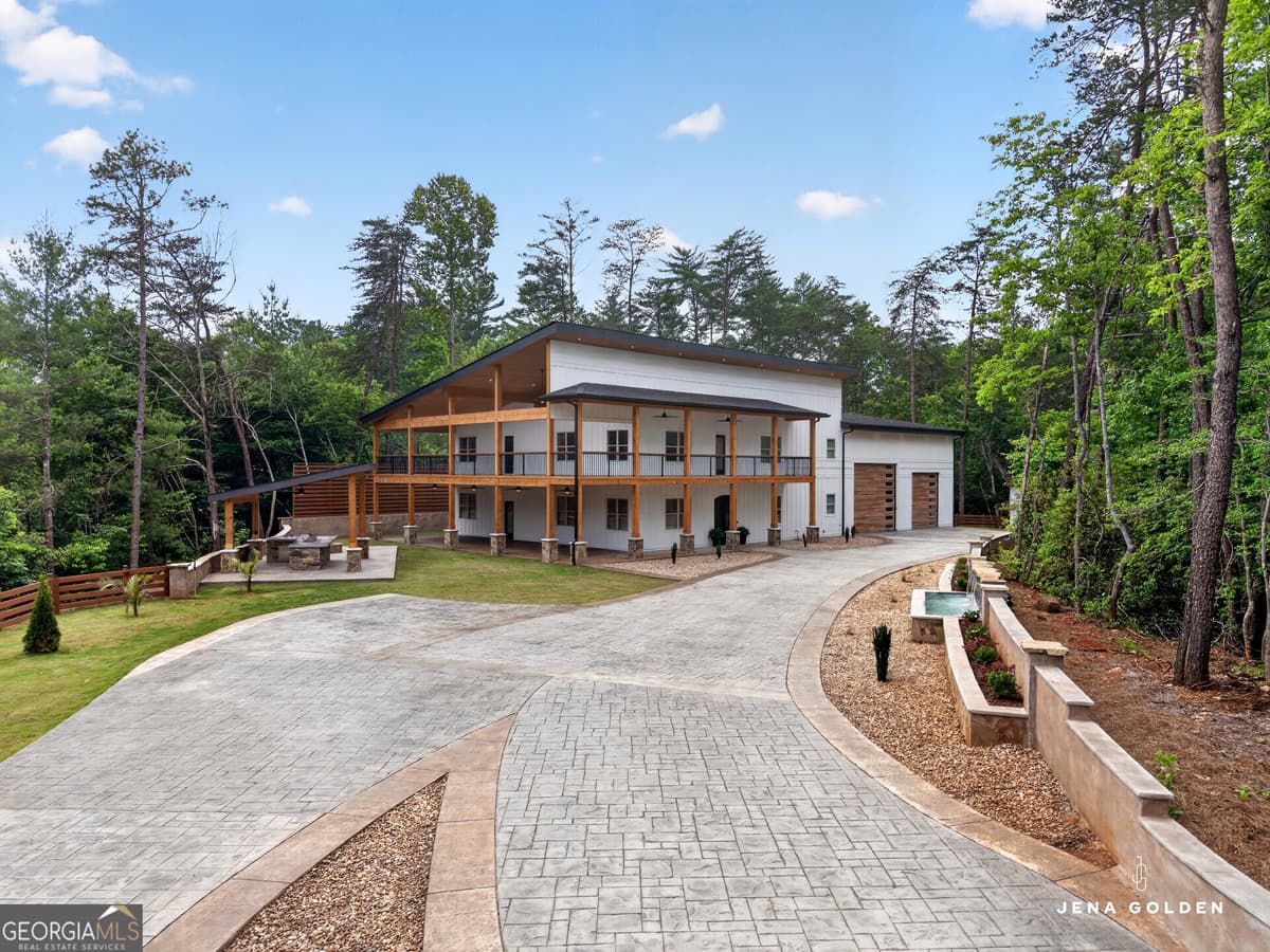300 Mountain Ridge Drive, Dahlonega GA 30533