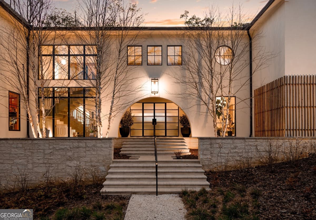 Chastain Park · 4534 Mystic Drive, Sandy Springs GA 30342