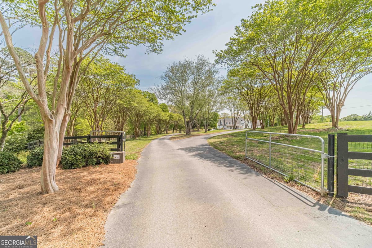 1271 Carl Davis Road, Monroe GA 30655
