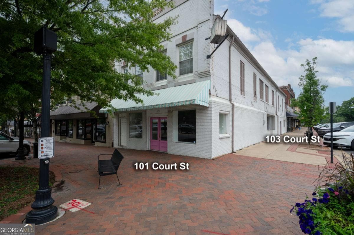 101 Court Street, Calhoun GA 30701