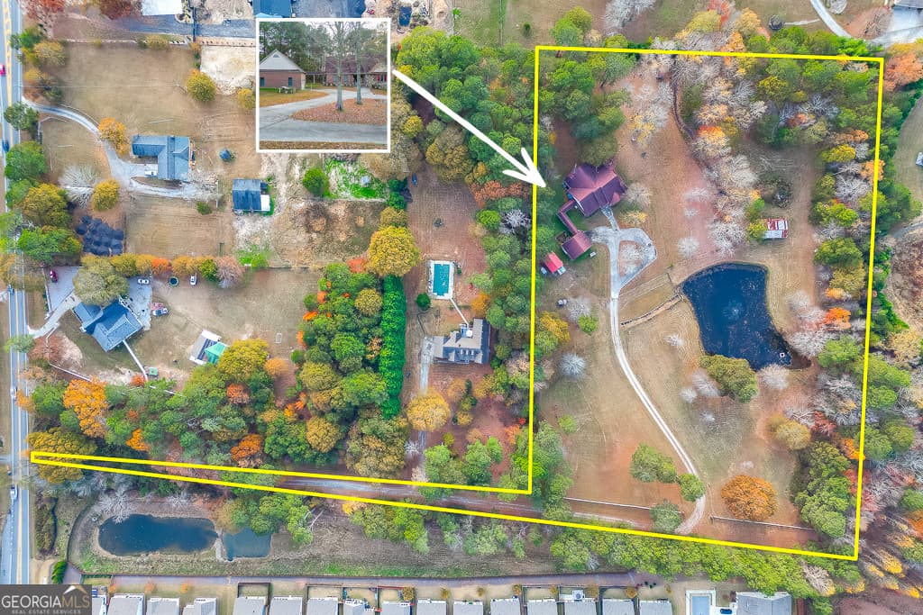 525 Cooper Road, Loganville GA 30052