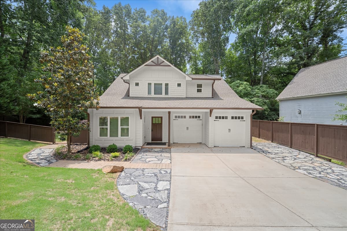 Crystal Cove · 7135 Haw Creek Place, Gainesville GA 30506