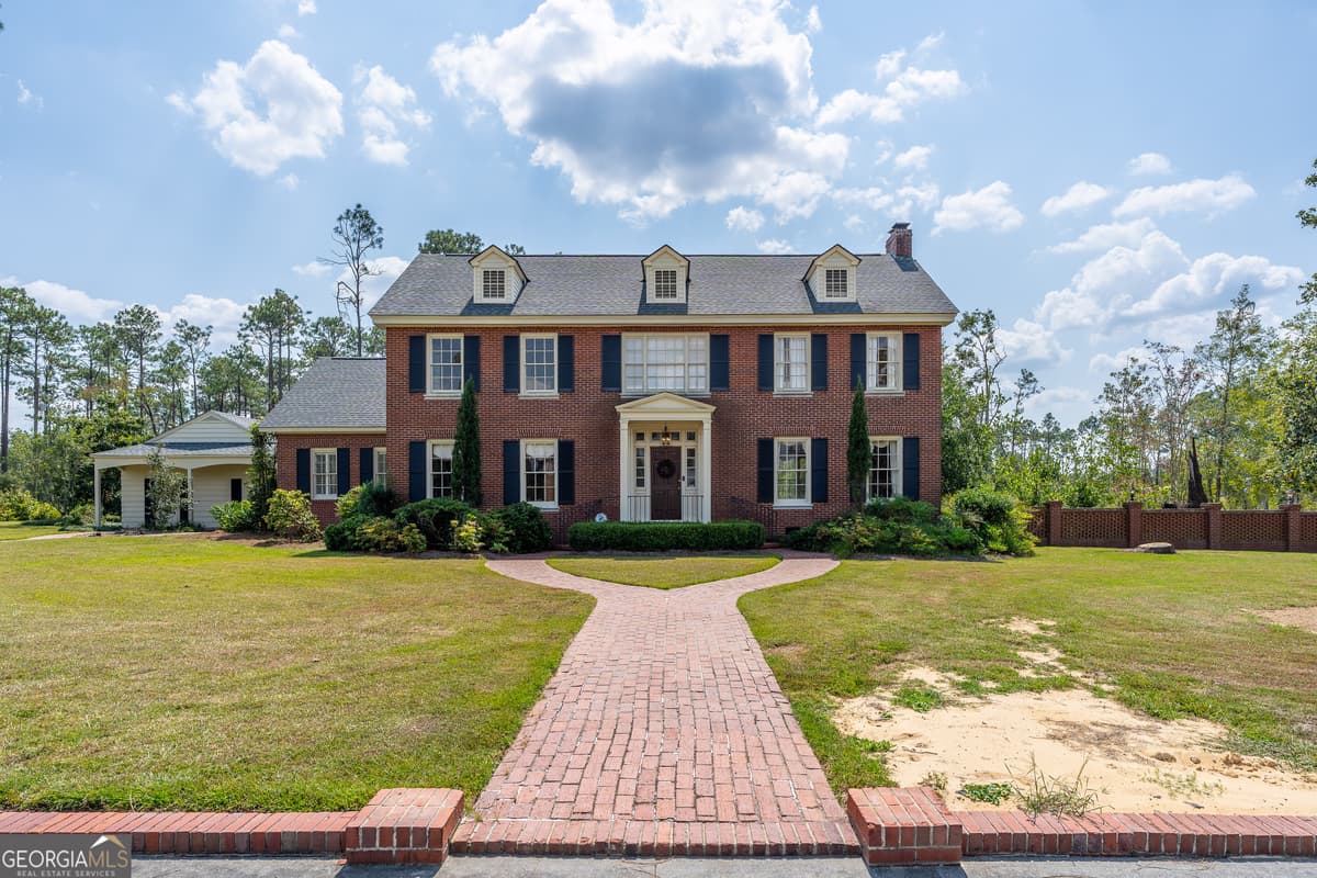 1602 Ward Street Extension W, Douglas GA 31533