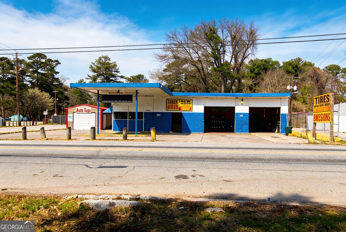 3555 Roosevelt Highway, Atlanta GA 30349