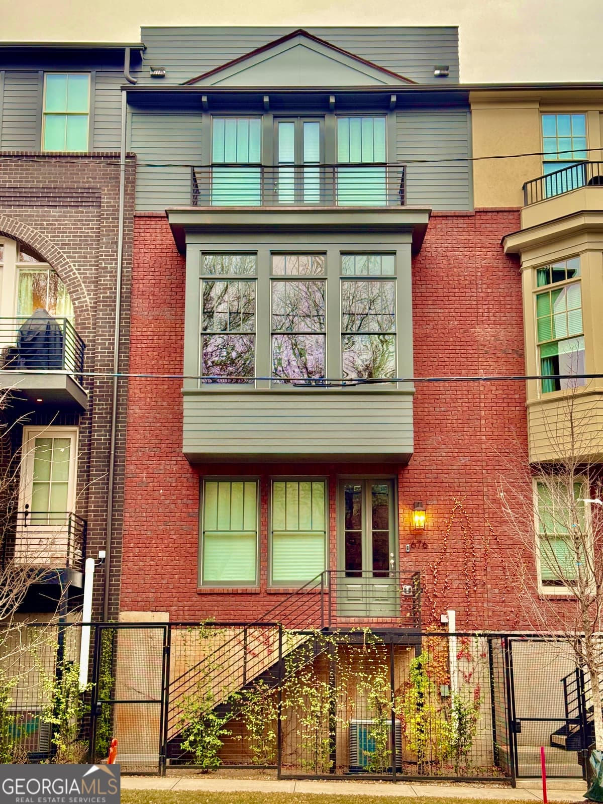 SUMMERHILL · 676 Hank Aaron Drive, Atlanta GA 30315
