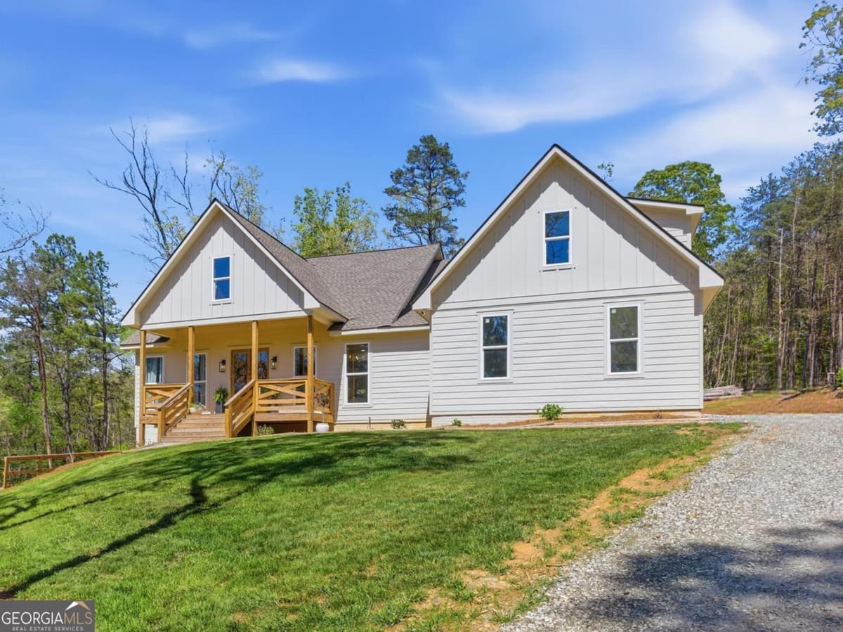 1655 Pardue Mill Road, Demorest GA 30535