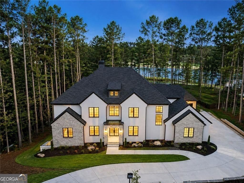 ECHELON UNIT 1 & 1A · 241 Traditions Drive, Alpharetta GA 30004