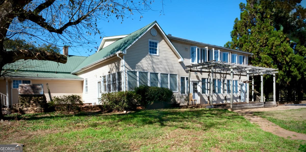 1825 Groaning Rock Road, Commerce GA 30530