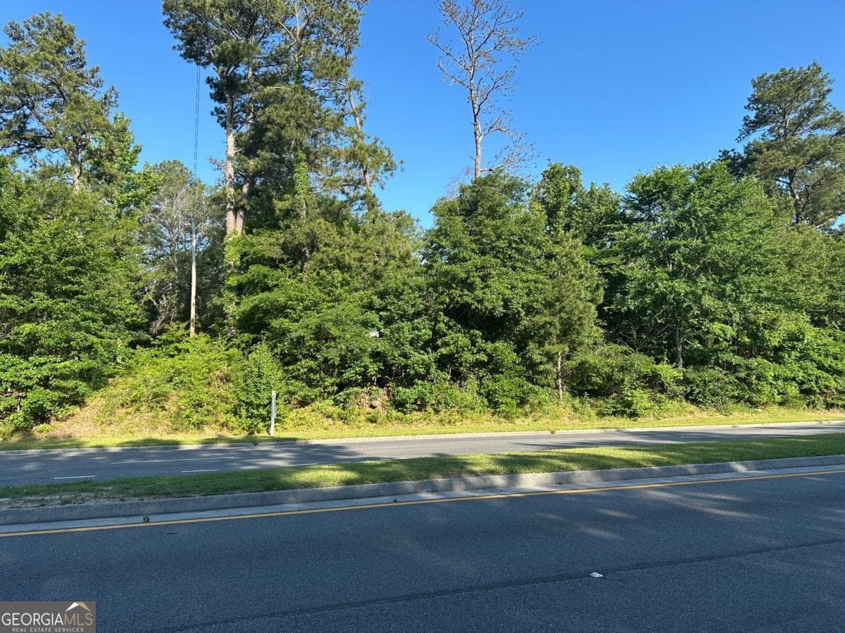 5202 Ernest Barrett Parkway, Marietta GA 30064
