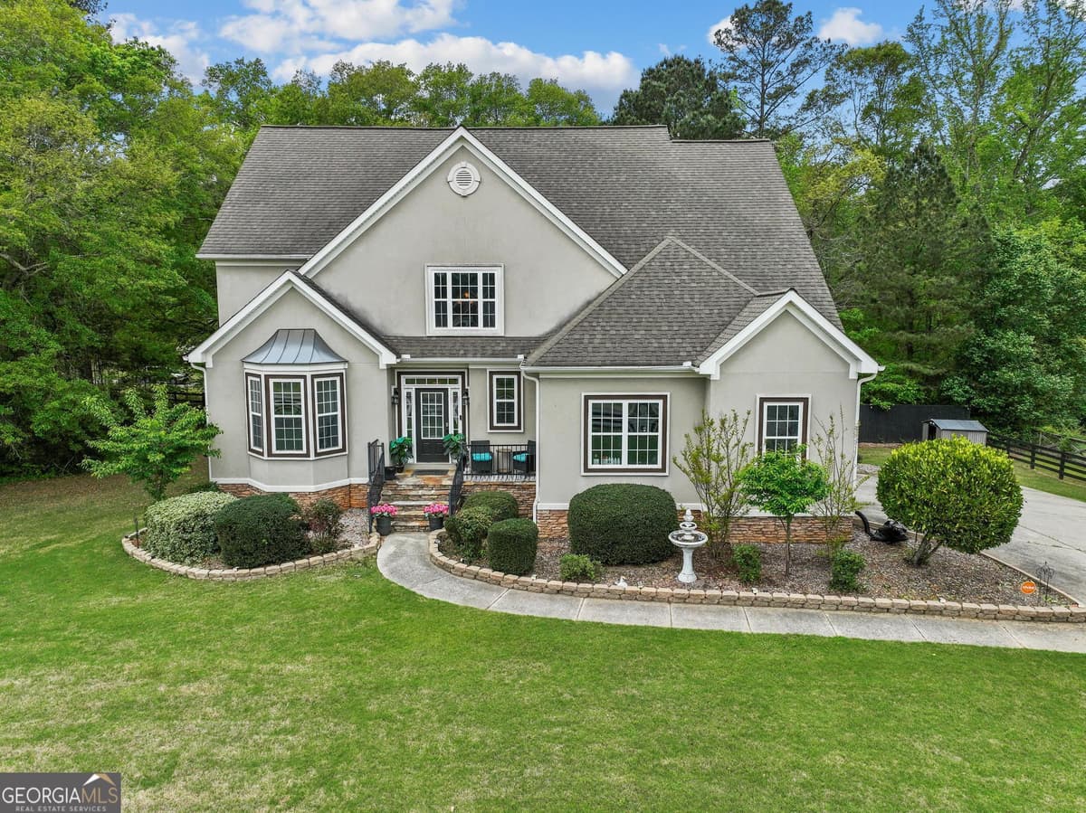 London Berry · 100 London Berry Court, Tyrone GA 30290