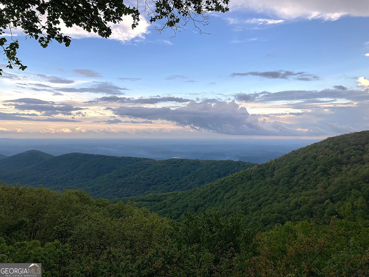 Big Canoe · 51 Deer Run Ridge Extension, Big Canoe GA 30143