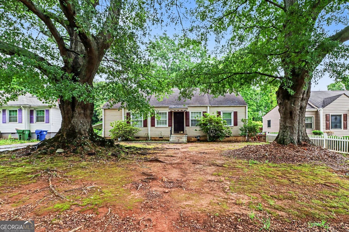 Sylvan Ridge · 1898 SW Sylvan Ridge Drive SW, Atlanta GA 30310