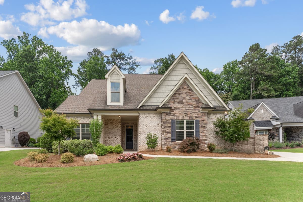 SWEETBRIAR FARMS PHASE 3 · 226 Sweetbriar Club Drive, Woodstock GA 30188